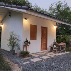 Kradandam Home & Cafe